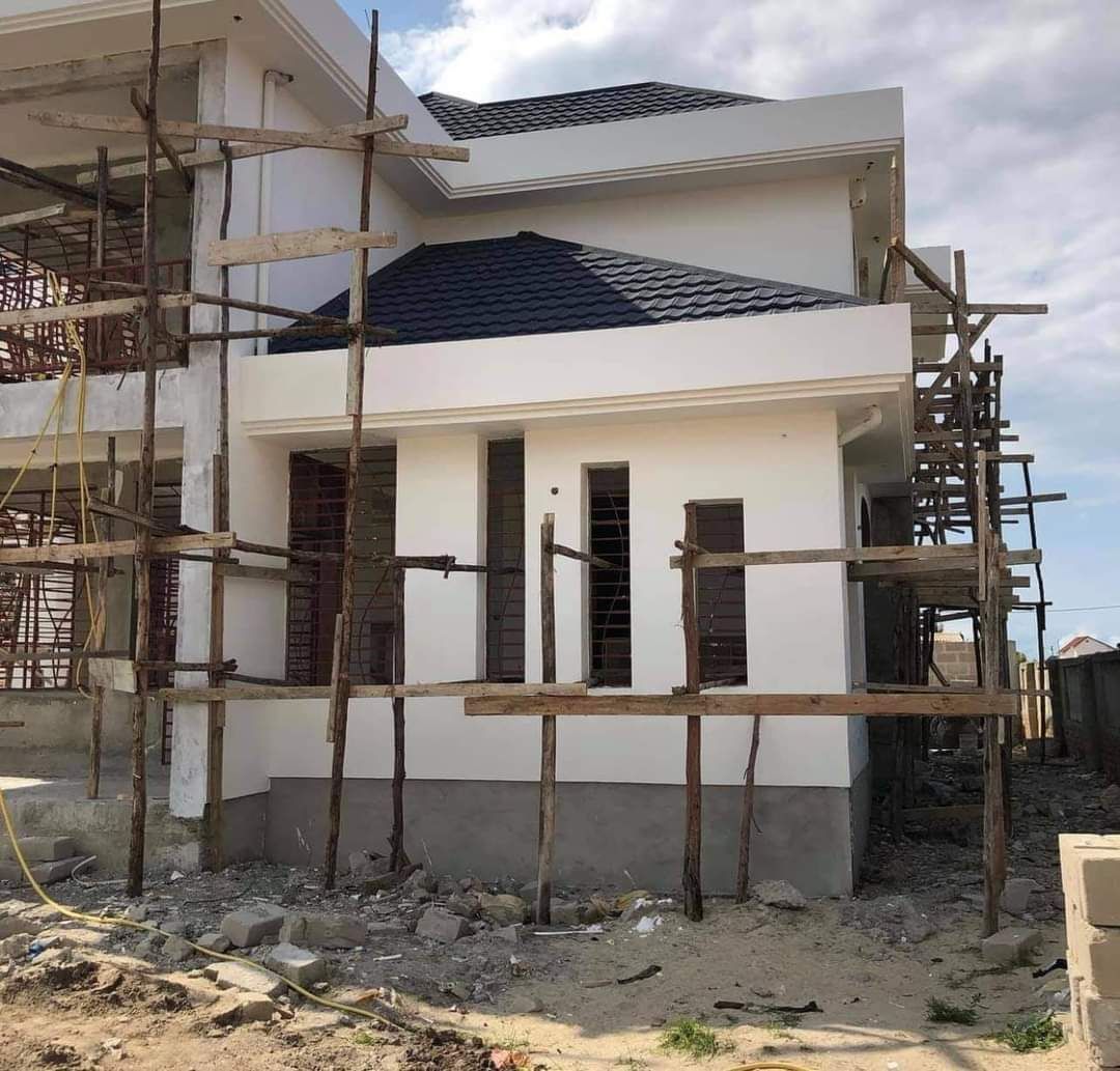 Kikuyu maisonette - roof tiles and external plaster