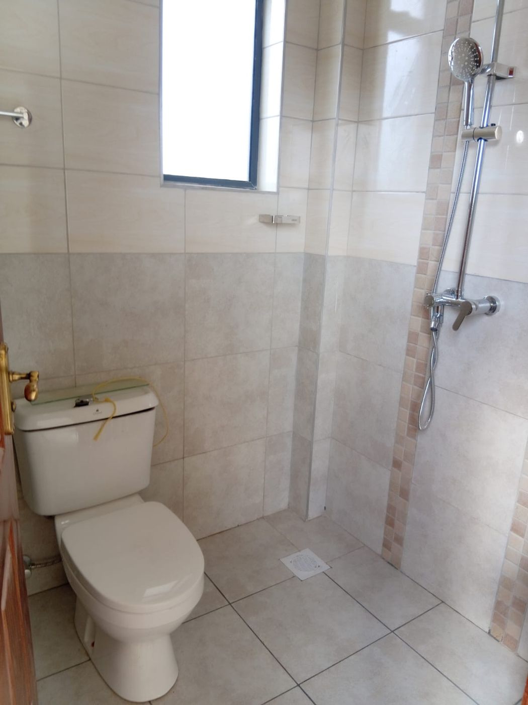 Kilifi interior fit-out - tiled shower room